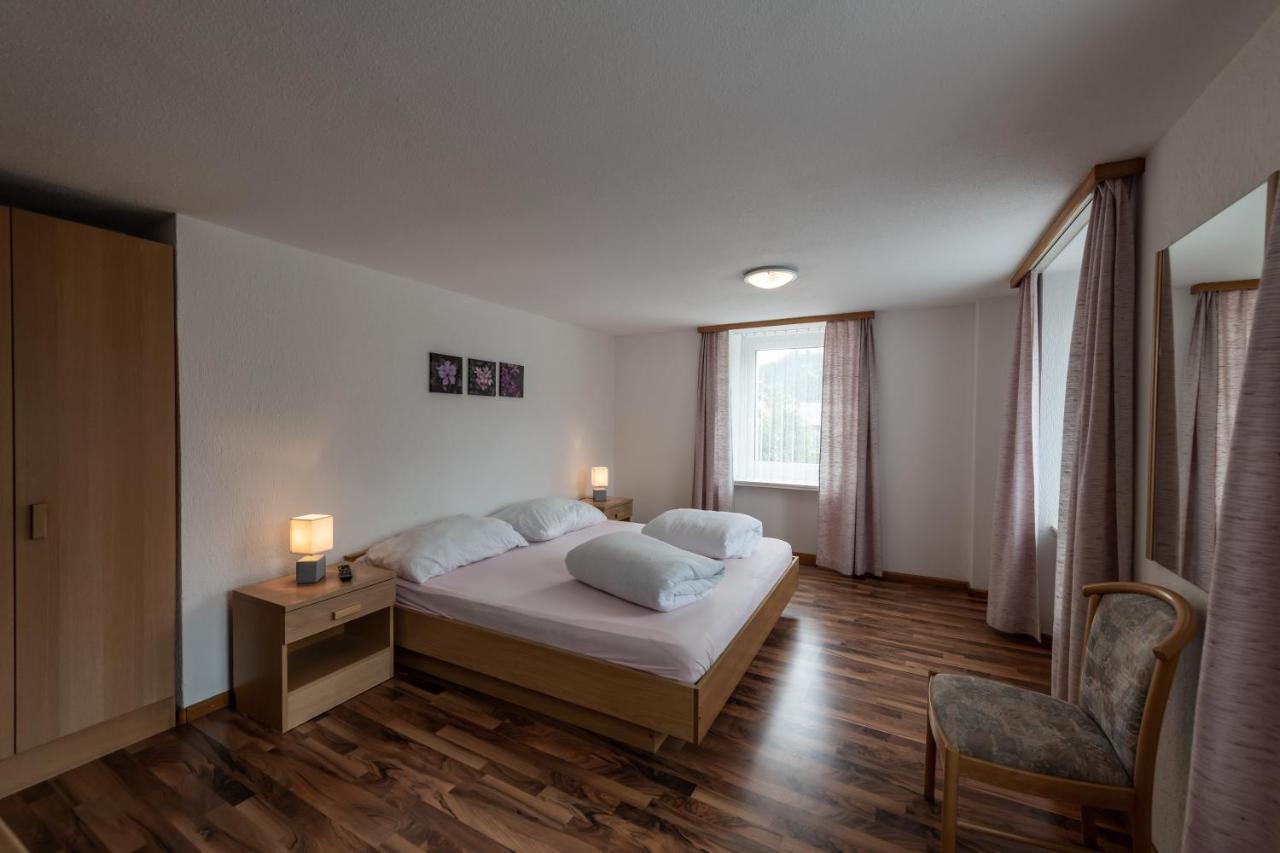 Hotel Greina Рабиус Экстерьер фото